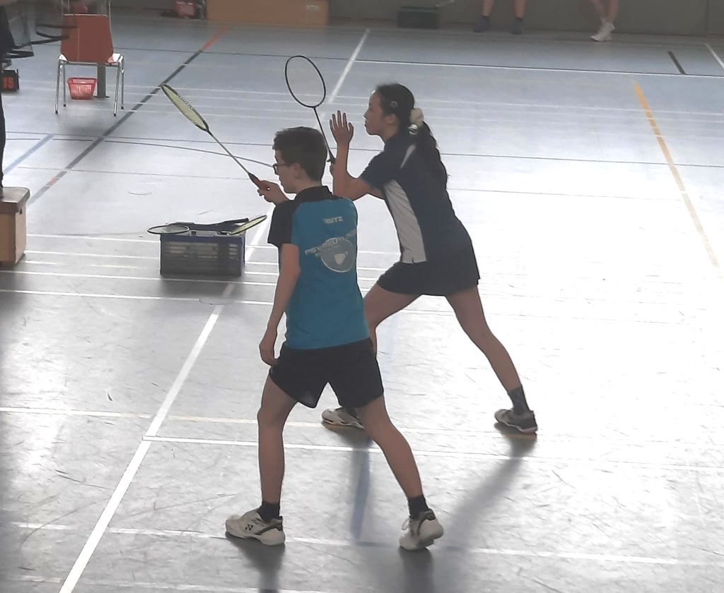 Samu mit Ivy im Mixed U19 in Dillingen